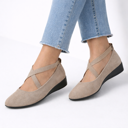 ADRIANA – BEKVÄMA VÅRSKOR