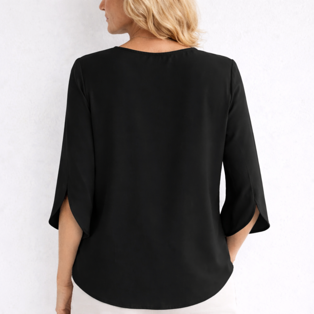 MATHILDE – LUFTIG BLUS